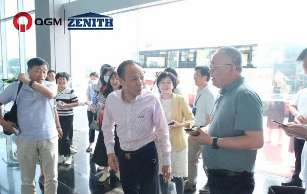 Deltakere av det tredje kinesisk-tyske Sci-tech-forumet besøkte QGM